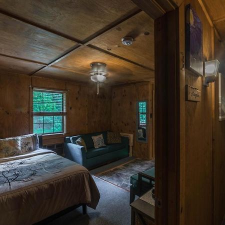 Bed and Breakfast The Sugar Creek Retreat à Garfield Extérieur photo